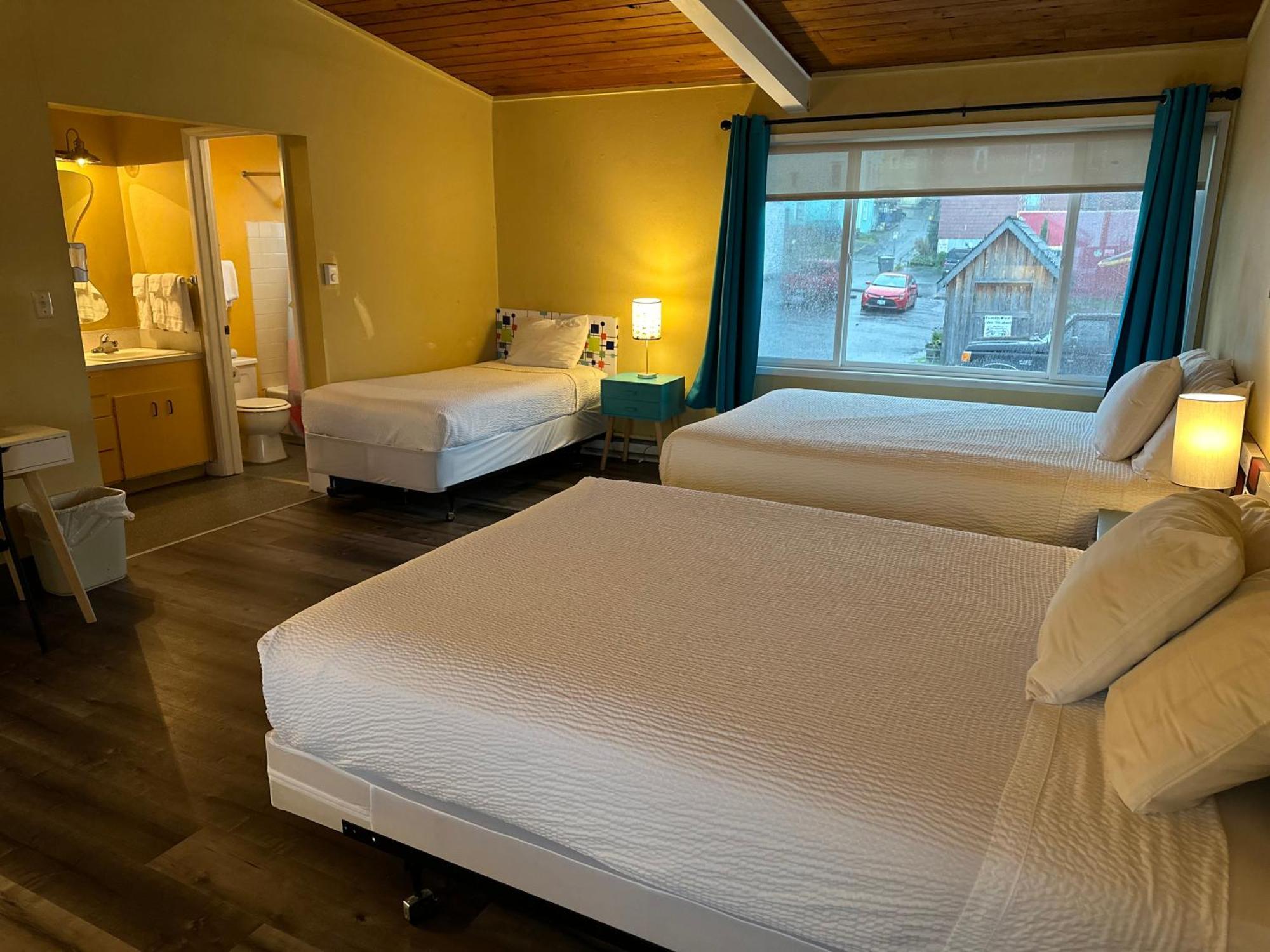 Atomic Motel อัสตอเรีย ภายนอก รูปภาพ